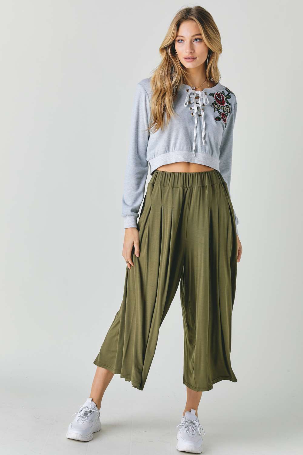 Floral Cropped Sweatshirt