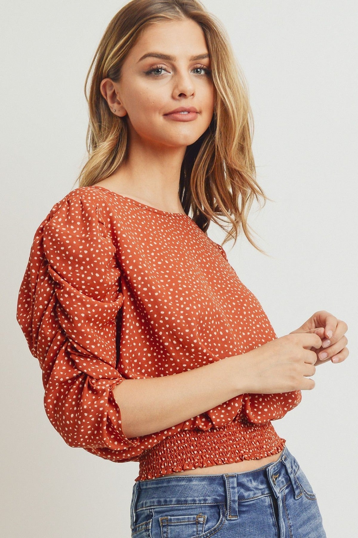 Smocked Band Top With Shirring Puff Sleeve